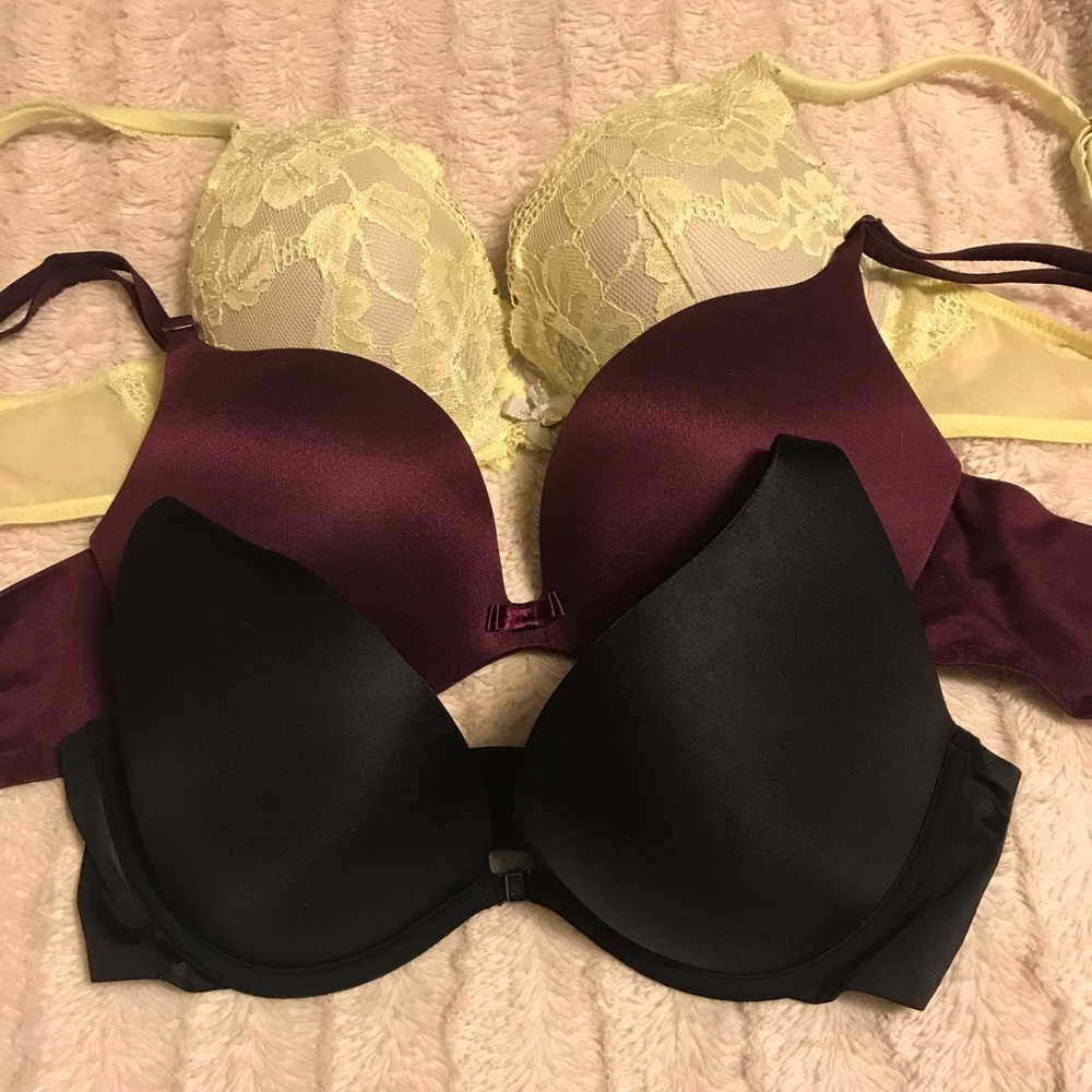 3 Victoria secret push up bras